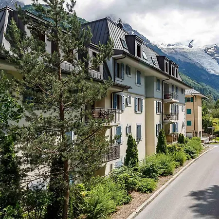 Le Paradis 25 - Year Apartment *